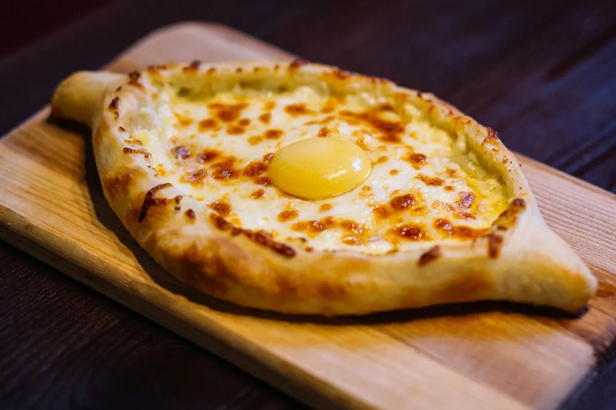 Кухня Батуми: хачапури и морепродукты