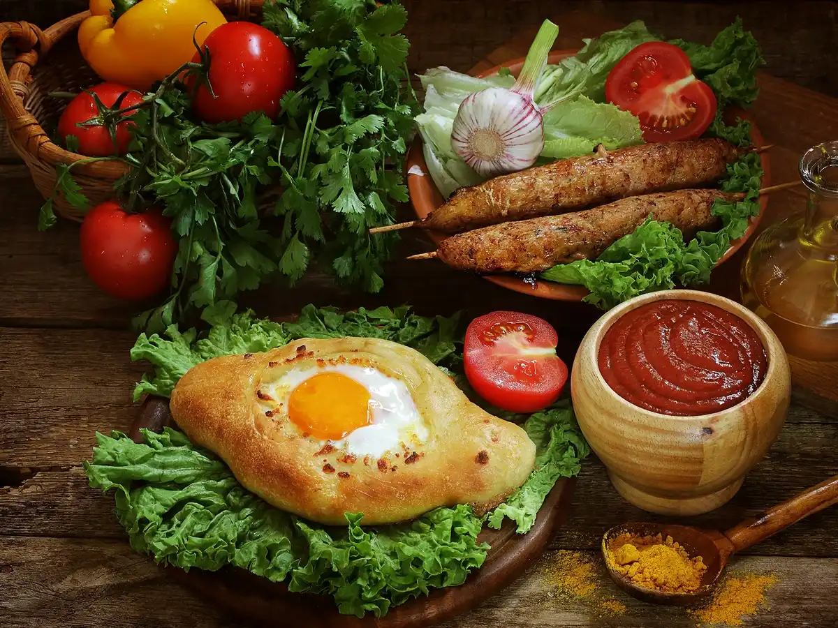 Хачапури и аджика, Абхазия