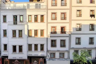 RAIMOND HOTEL KUMKAPI