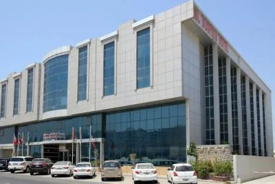 AL BUSTAN HOTEL 